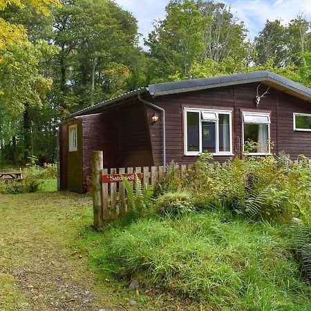 Satchwell Chalet On Reelig Estate Near Inverness Villa Kirkhill Exterior photo